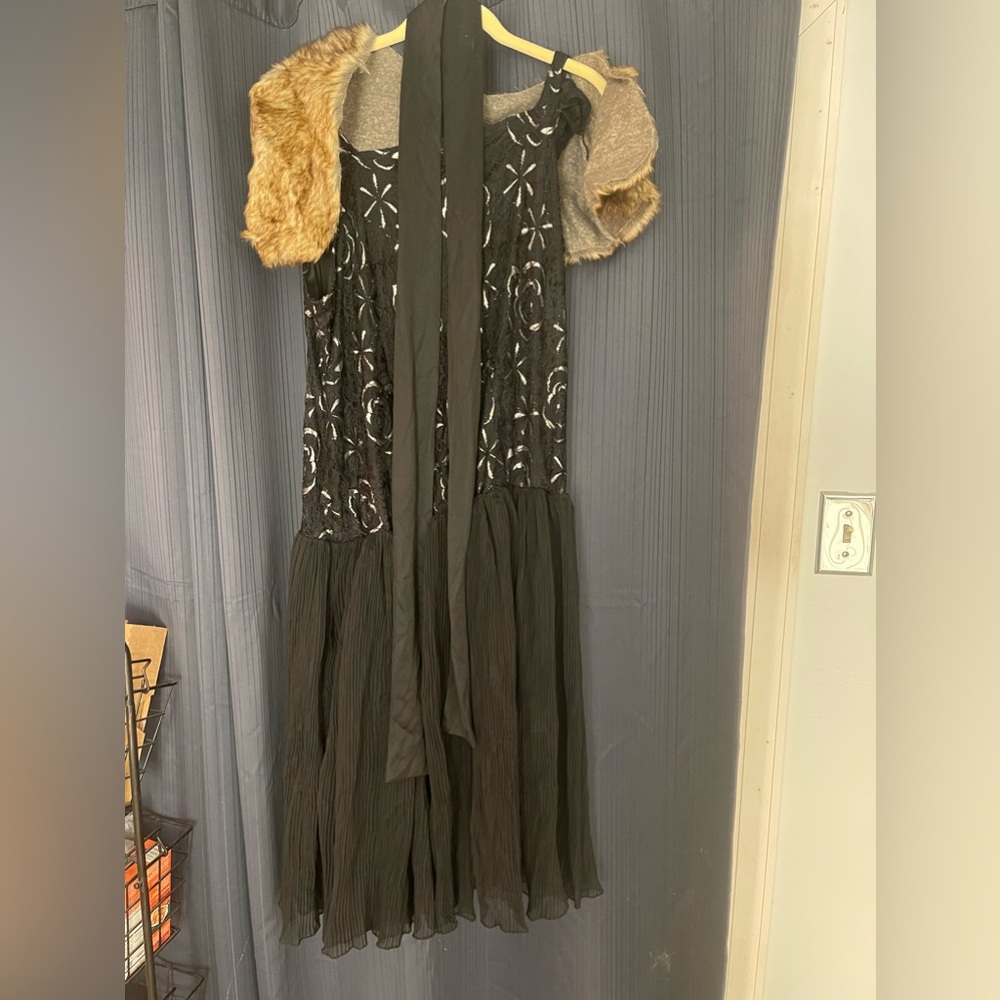 Women’s 1920s costume